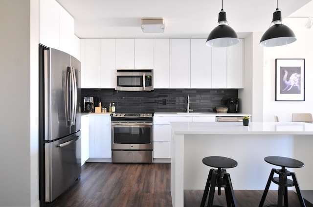 space saving kitchen designs for small flats, furniture designes for kitchen in kolkata